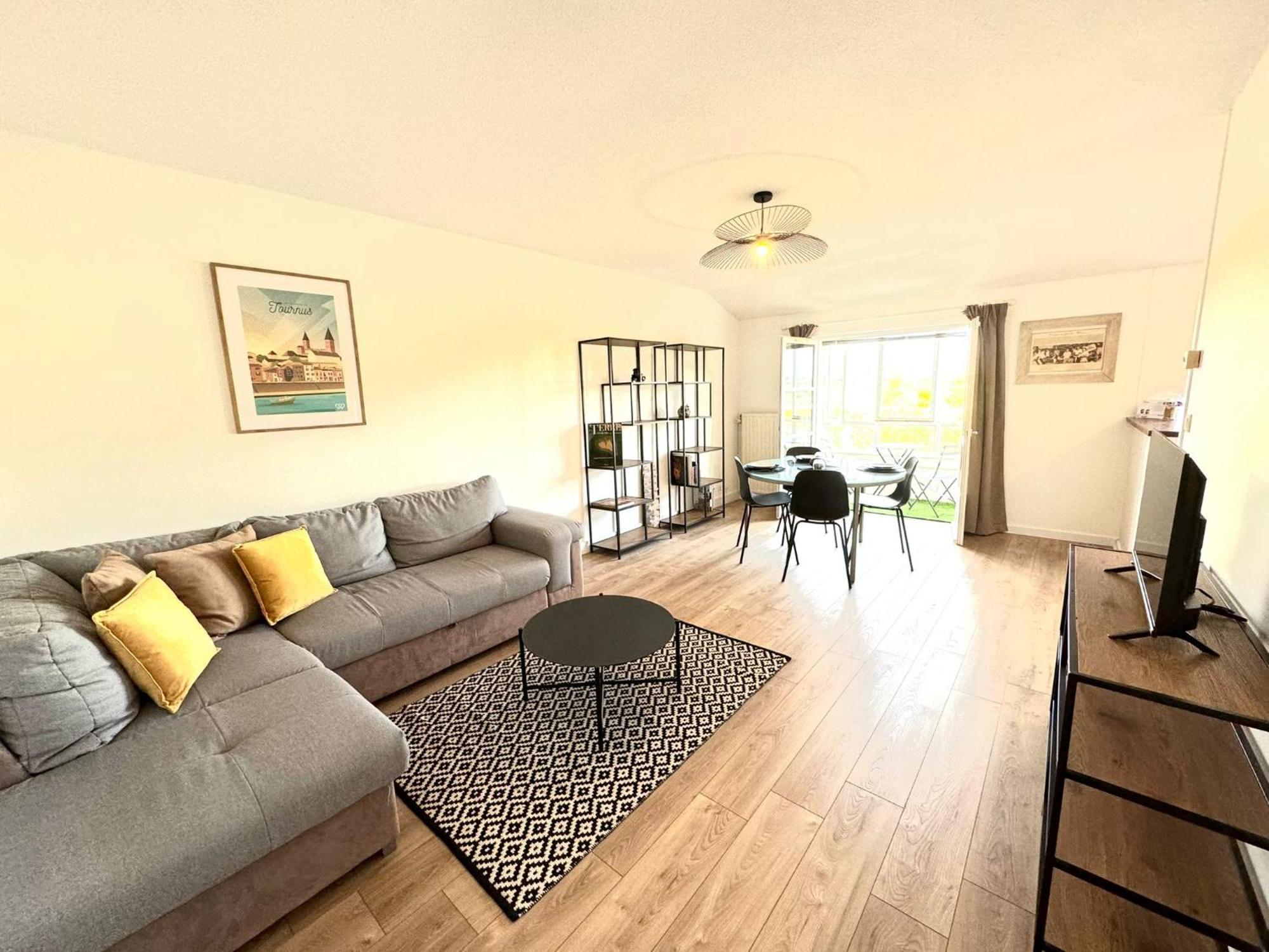Appartement Quai Saone - By Primo C0Nciergerie Tournus Exteriér fotografie